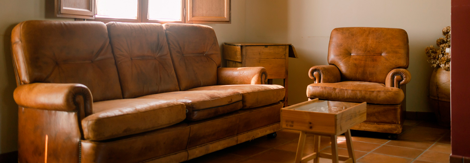 Briones El Meson Rincon Sofas